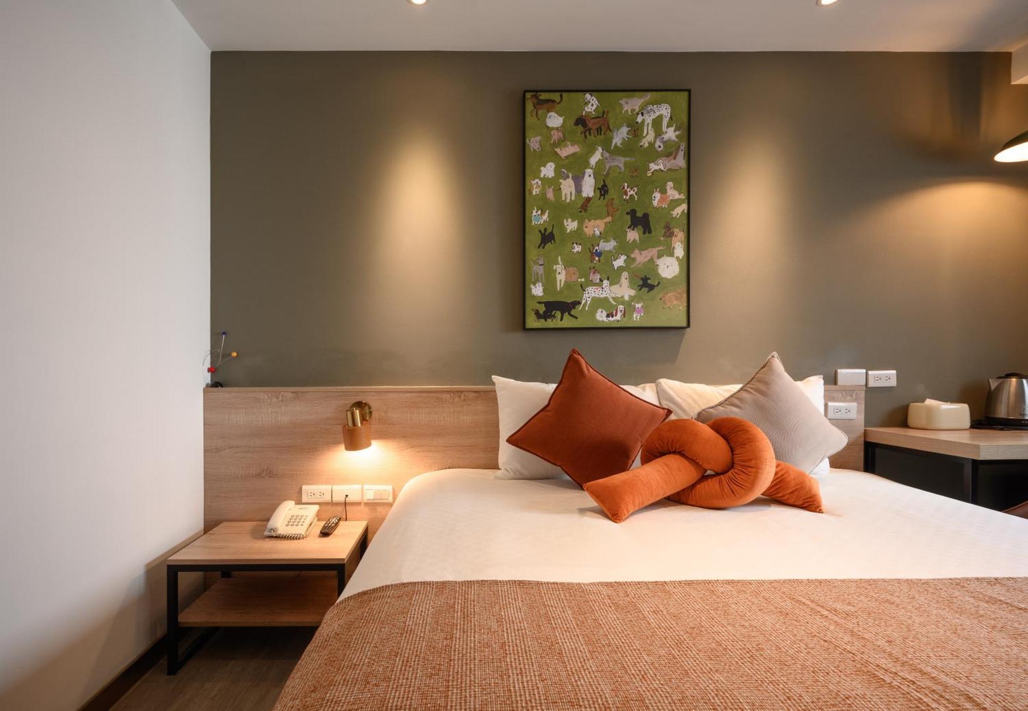 Hotel East Taichung Exterior photo